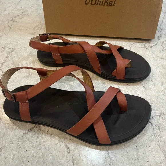 OluKai Upena Women’s 7 Cedarwood Flip Flop, Sandals Sludes - Picture 4 of 8